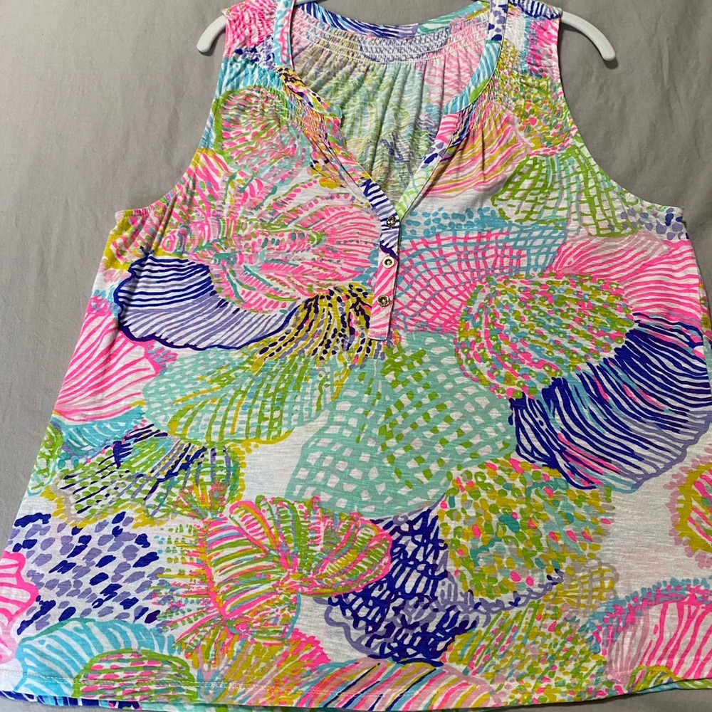 Lilly Pulitzer Essie top XL